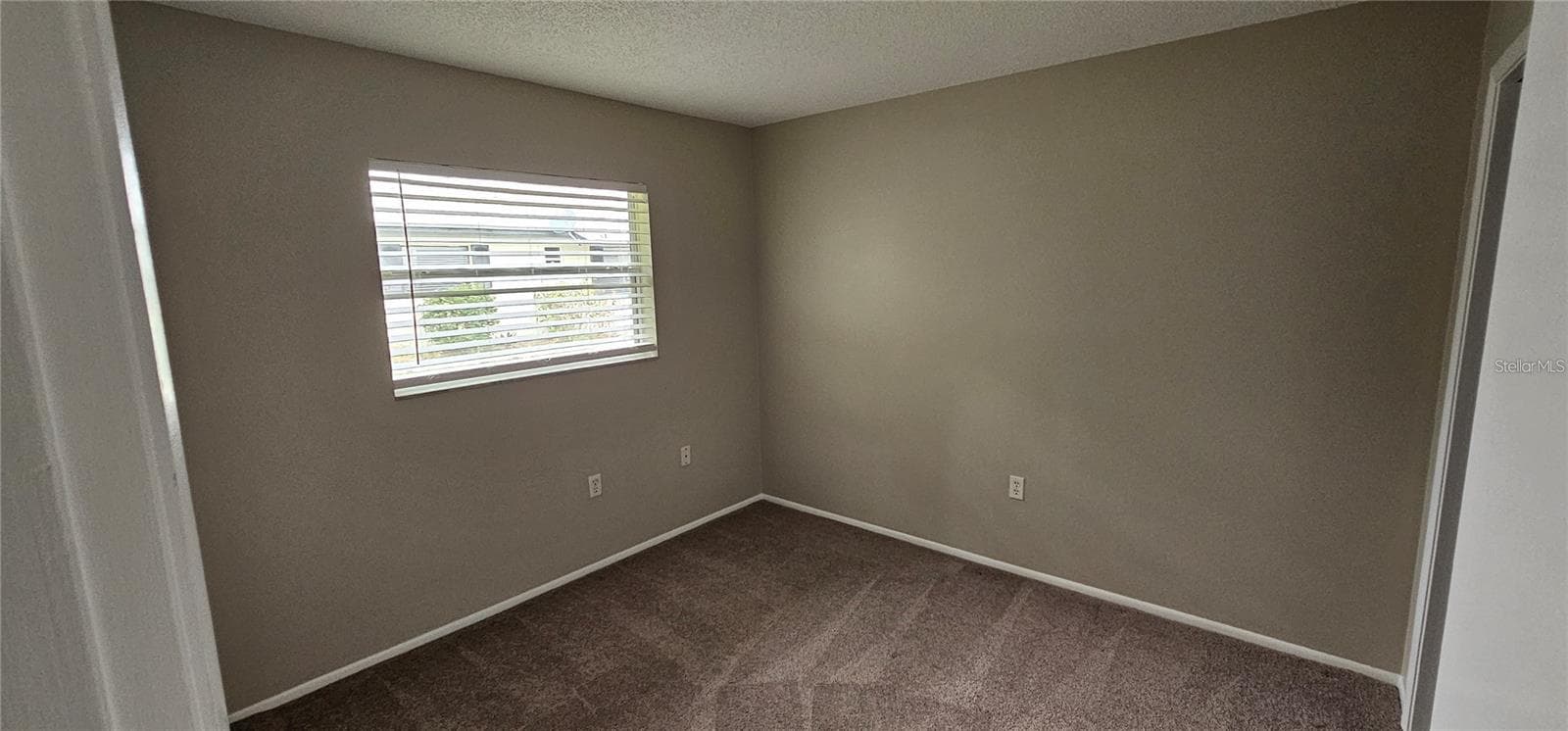 2047 - 2047 & 2051 FIESTA DR, SARASOTA