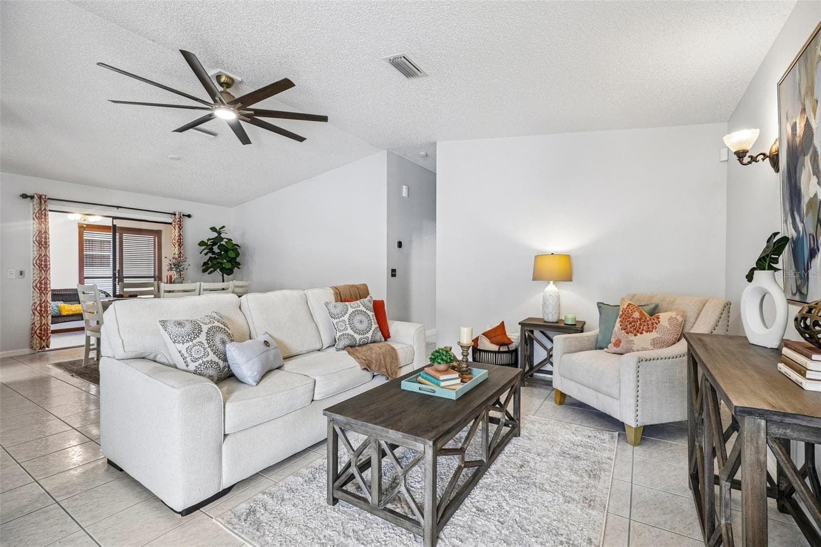 Single Family Residence at 710 CORTEZ AVE, THE VILLAGES, photo 6 of 37