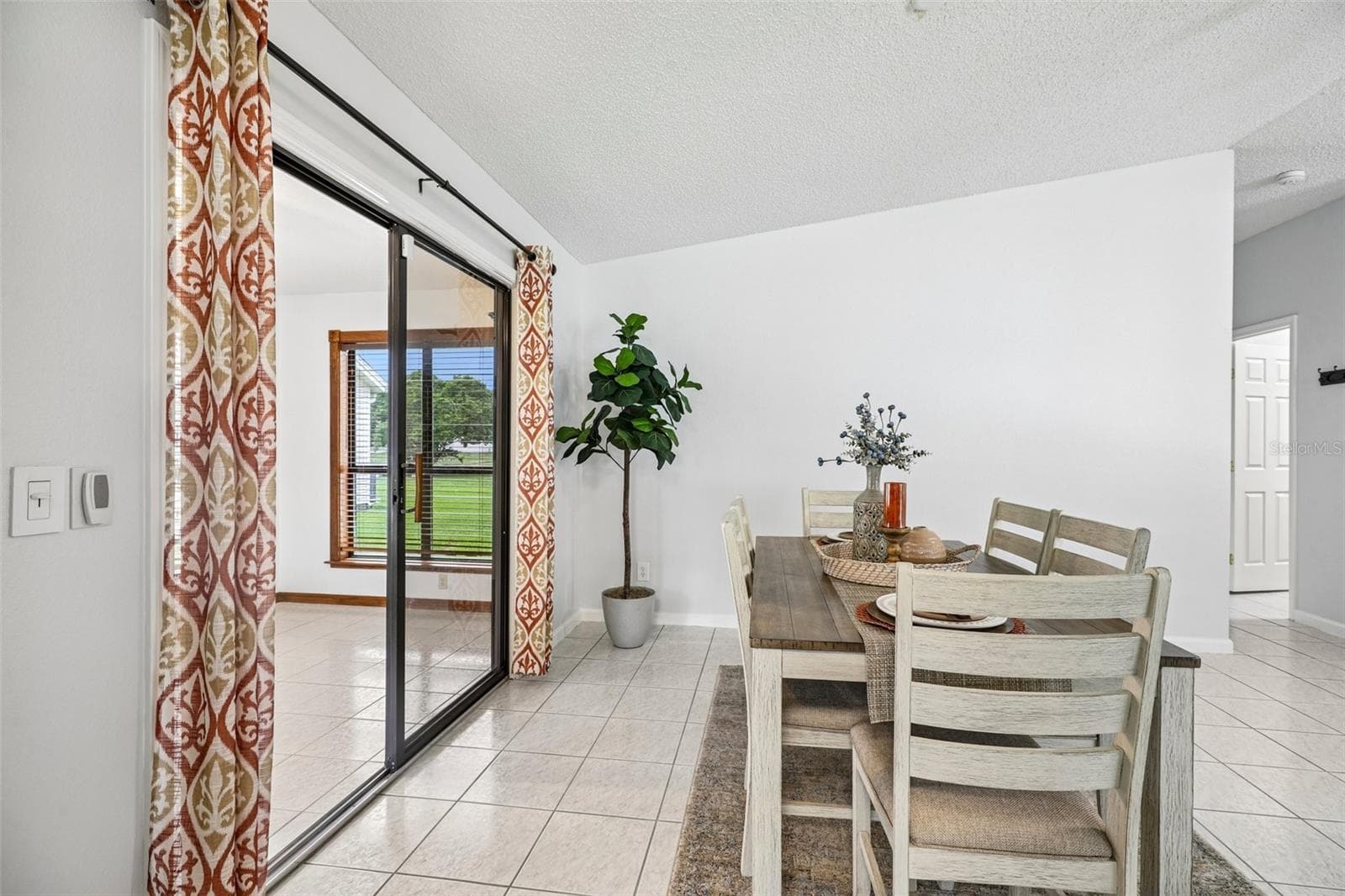Single Family Residence at 710 CORTEZ AVE, THE VILLAGES, photo 9 of 37