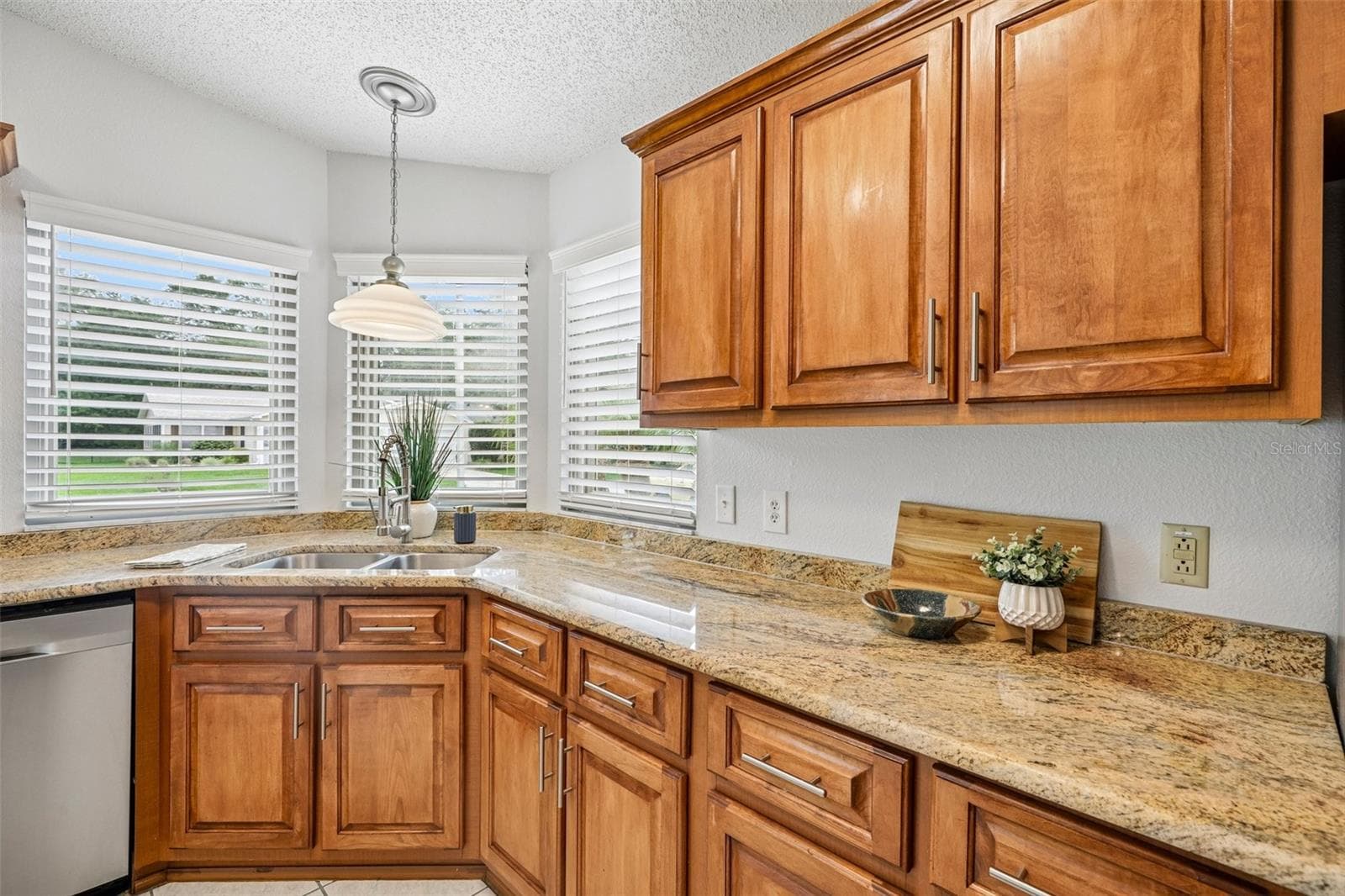 Single Family Residence at 710 CORTEZ AVE, THE VILLAGES, photo 17 of 37