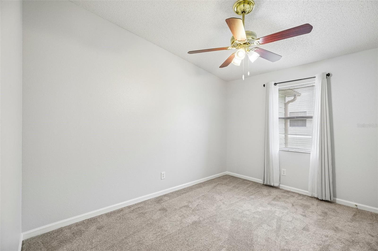 Single Family Residence at 710 CORTEZ AVE, THE VILLAGES, photo 20 of 37