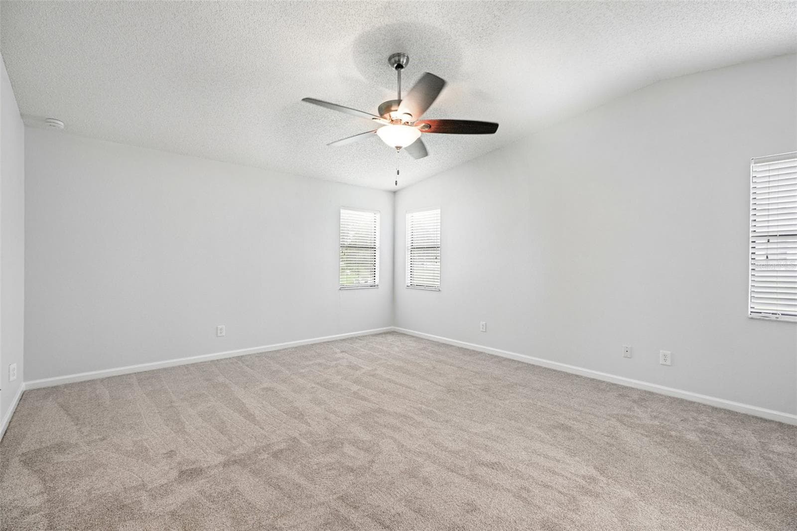 Single Family Residence at 710 CORTEZ AVE, THE VILLAGES, photo 24 of 37