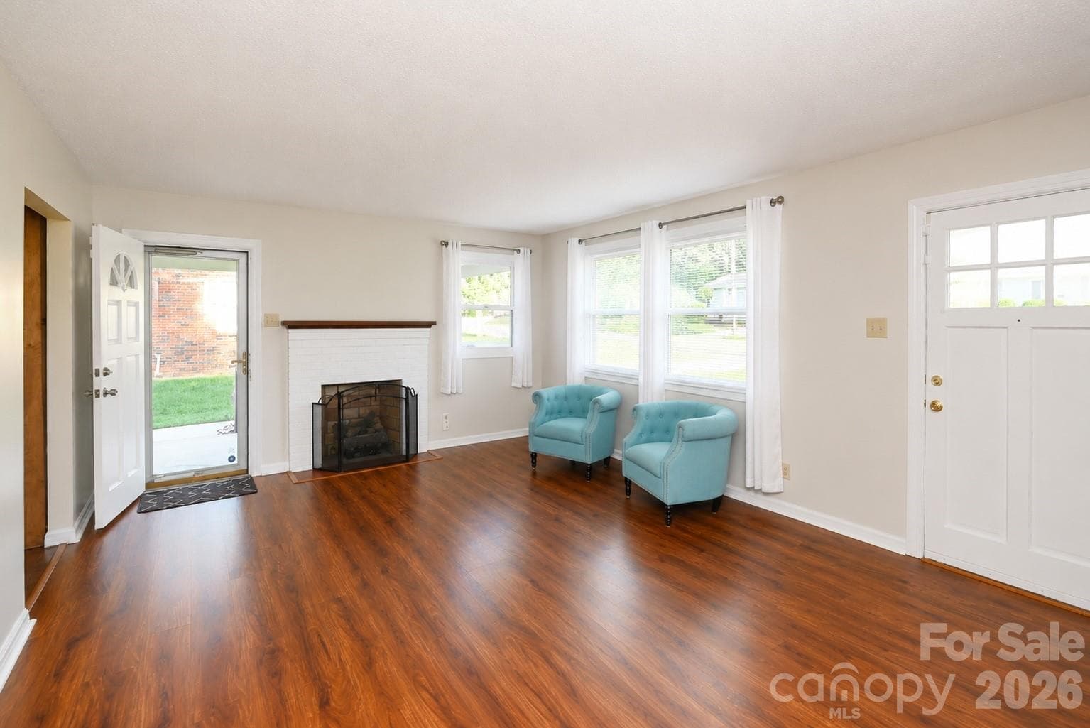 Single Family Residence at Statesville, photo 4 of 33