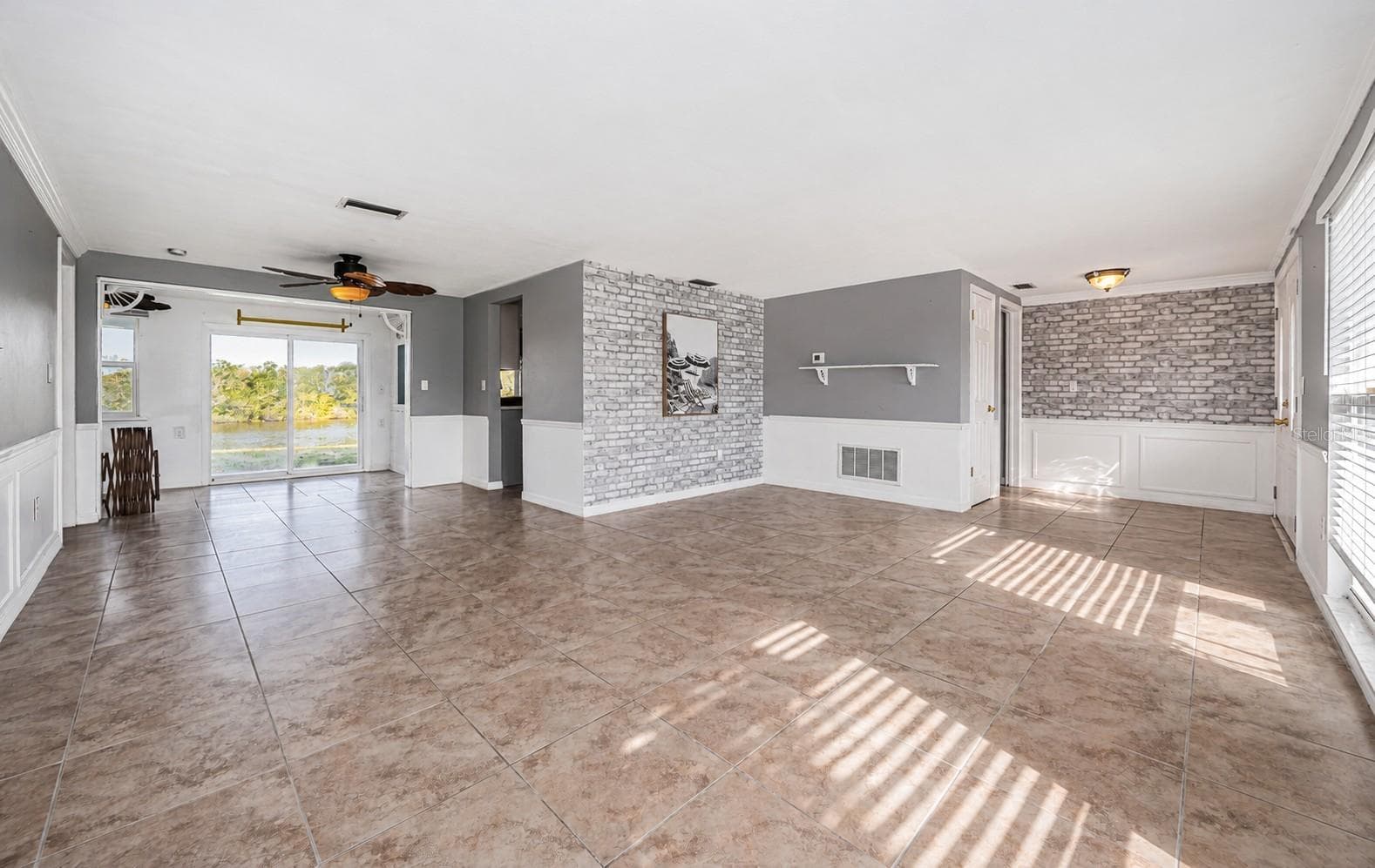 Living Room - 3627 GRAYTON DR, NEW PORT RICHEY