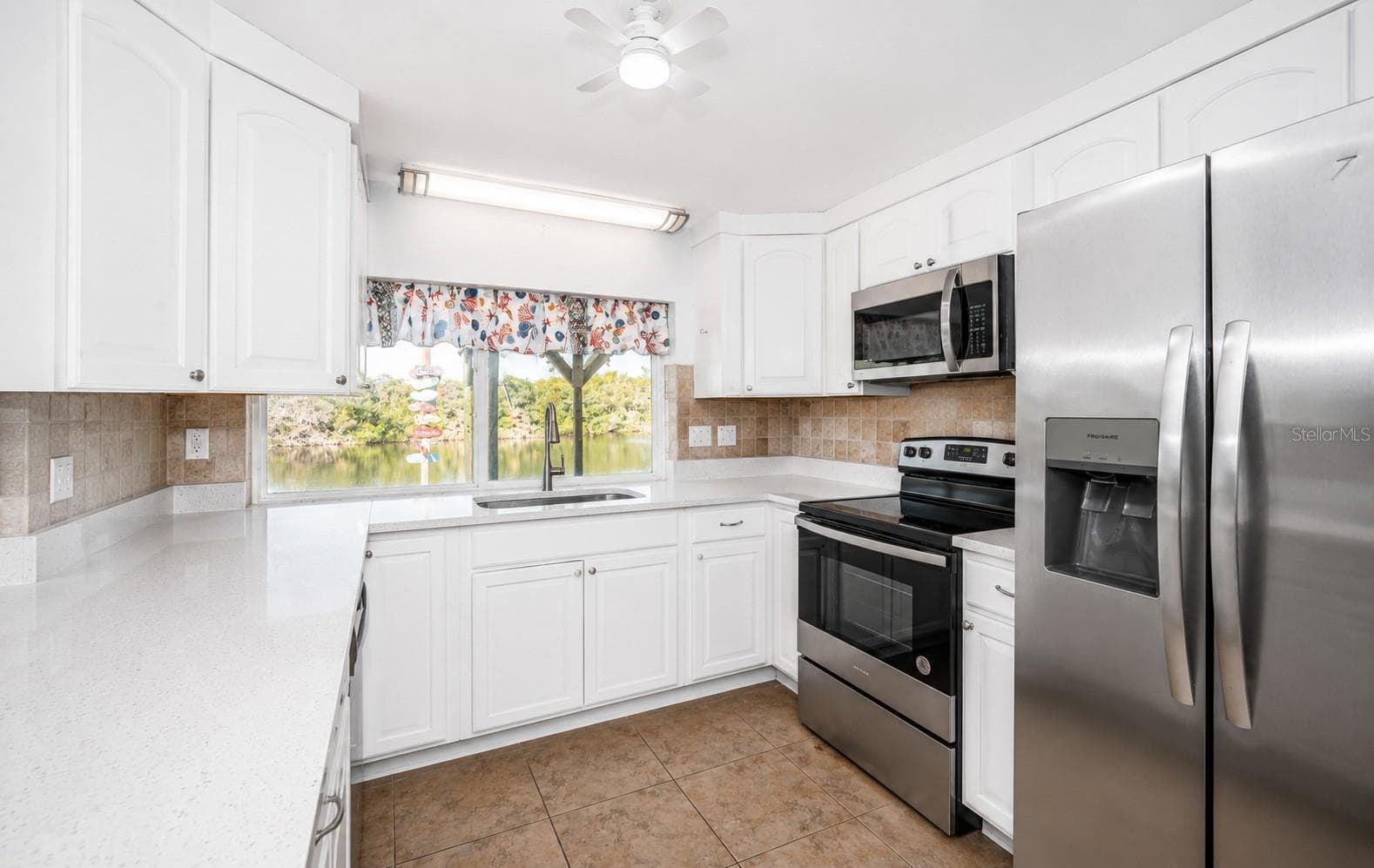 Kitchen - 3627 GRAYTON DR, NEW PORT RICHEY