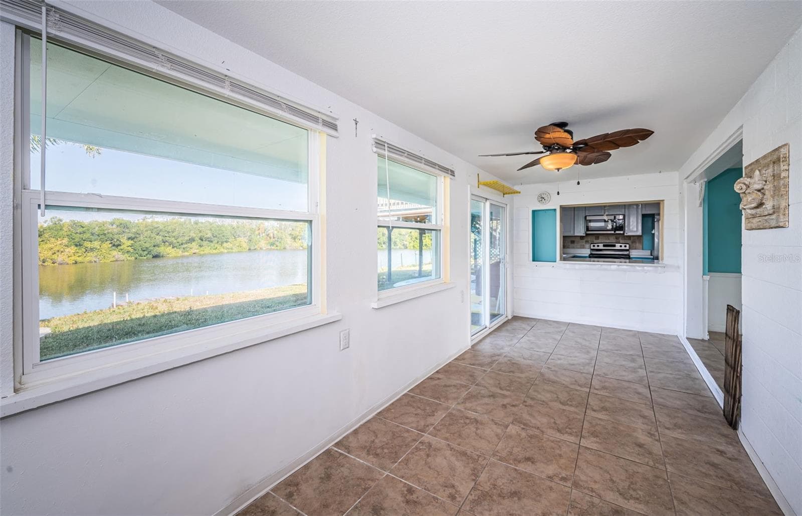 Lanai - 3627 GRAYTON DR, NEW PORT RICHEY