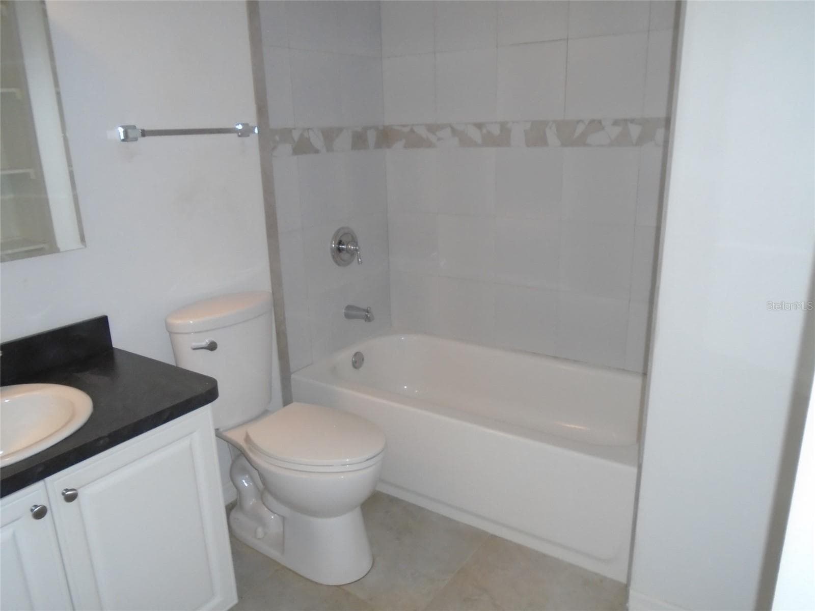 Guest Bath - 4001 BENEVA RD #349, SARASOTA