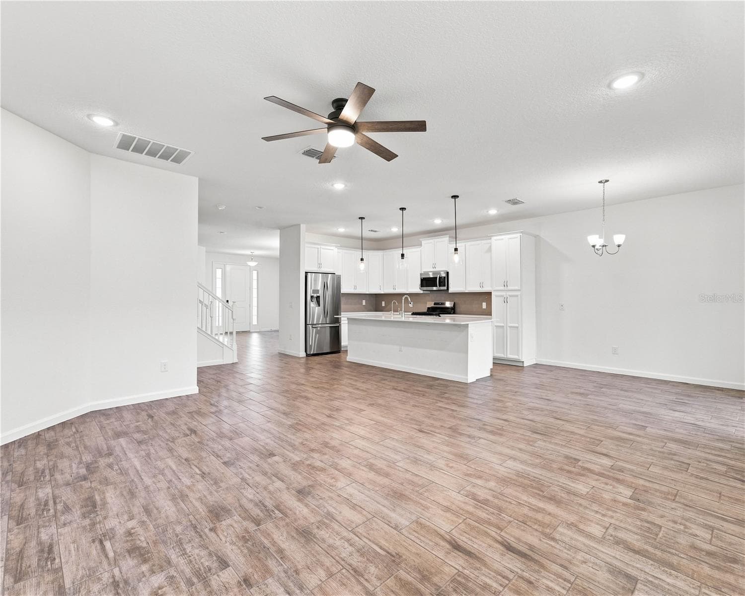 Single Family Residence at 2463 NATOMA BLVD, MOUNT DORA, photo 8 of 66