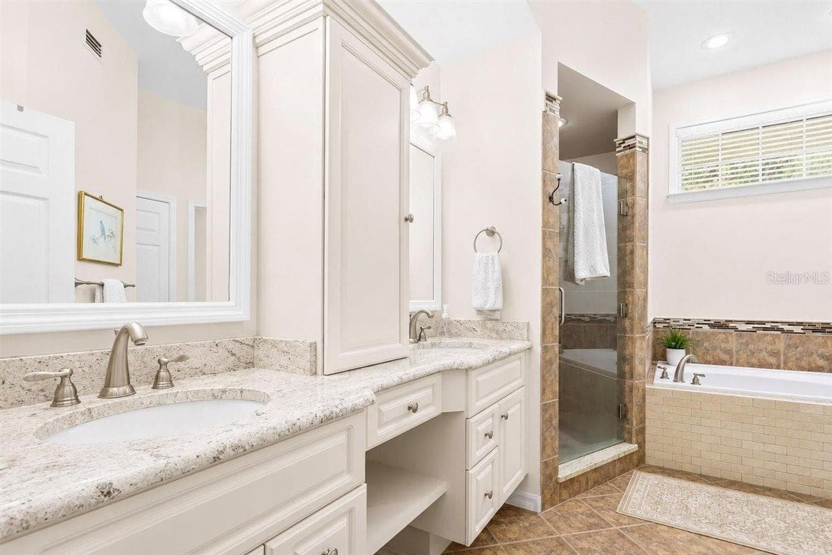 Primary Bathroom - 10334 SW 51ST LN, GAINESVILLE