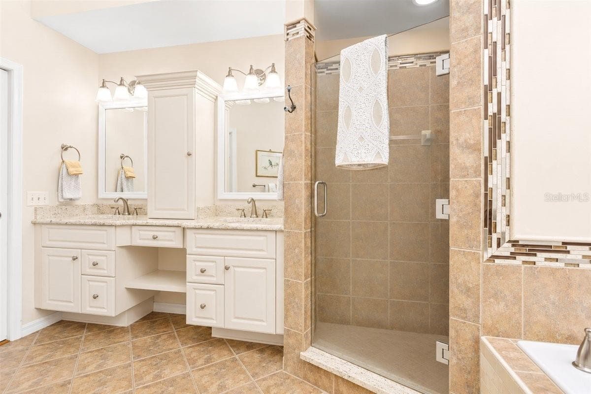 Primary Bathroom - 10334 SW 51ST LN, GAINESVILLE