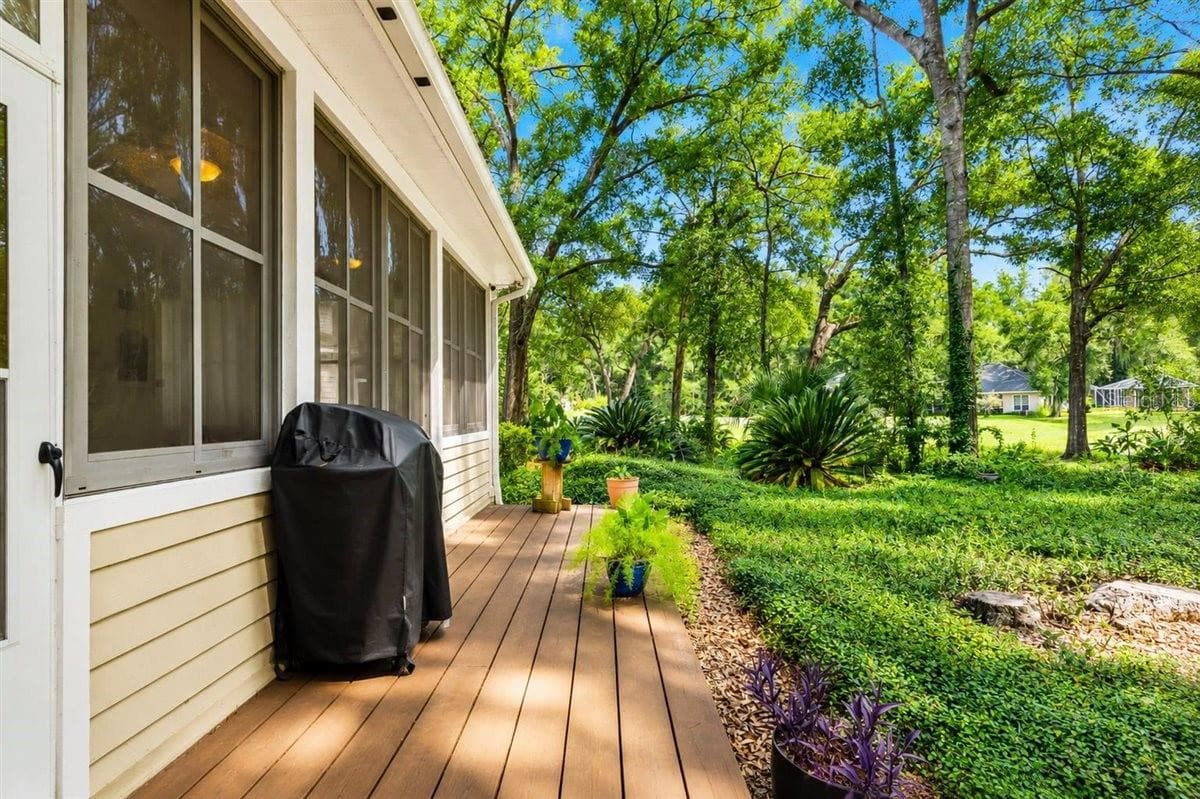 Back porch - 10334 SW 51ST LN, GAINESVILLE