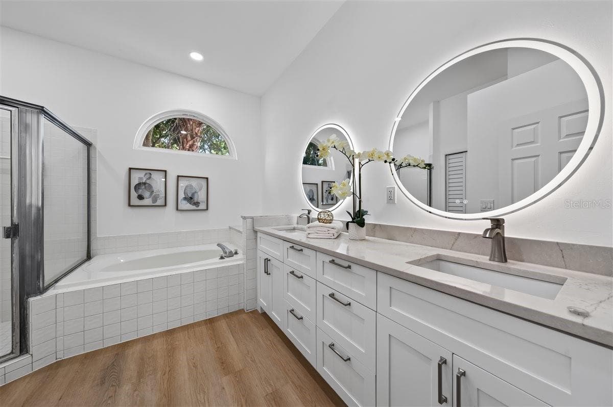 Single Family Residence at 11318 POCKET BROOK DR, TAMPA, photo 15 of 60