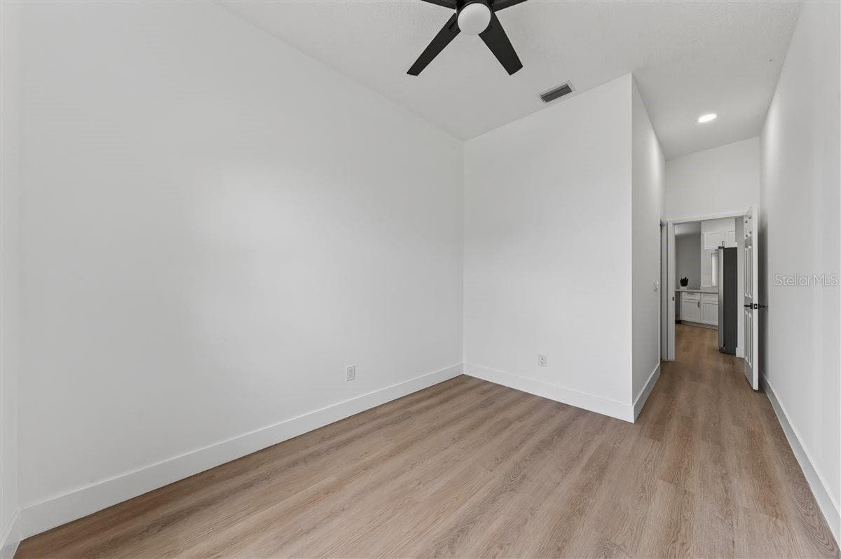 Single Family Residence at 11318 POCKET BROOK DR, TAMPA, photo 19 of 60