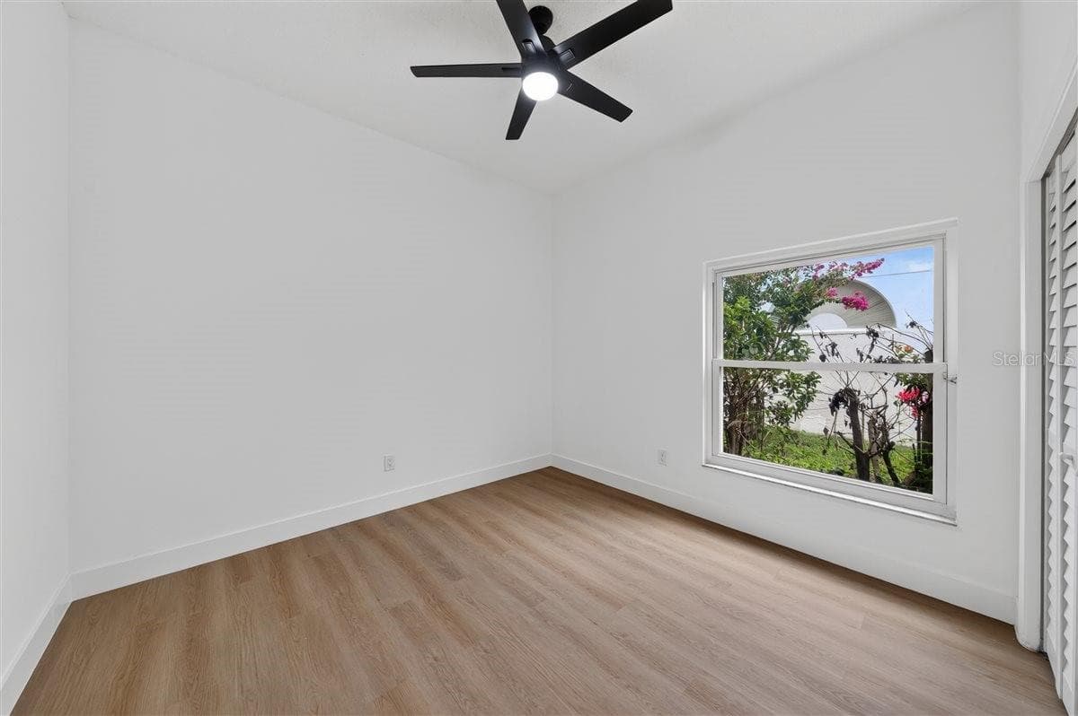 Single Family Residence at 11318 POCKET BROOK DR, TAMPA, photo 39 of 60