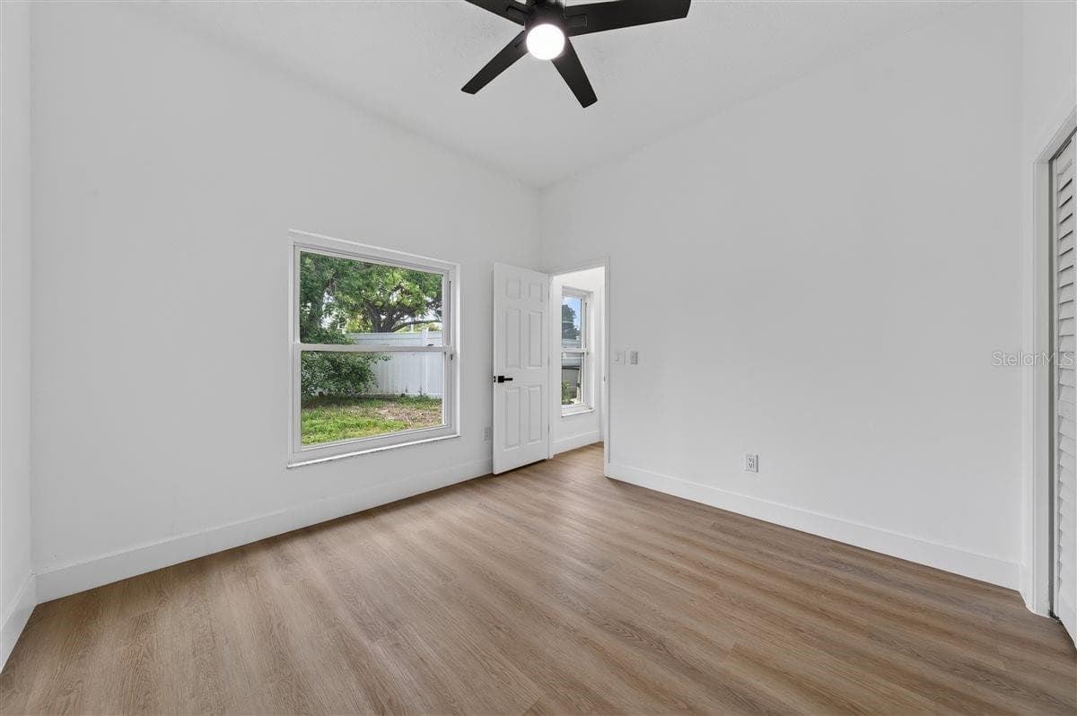 Single Family Residence at 11318 POCKET BROOK DR, TAMPA, photo 47 of 60