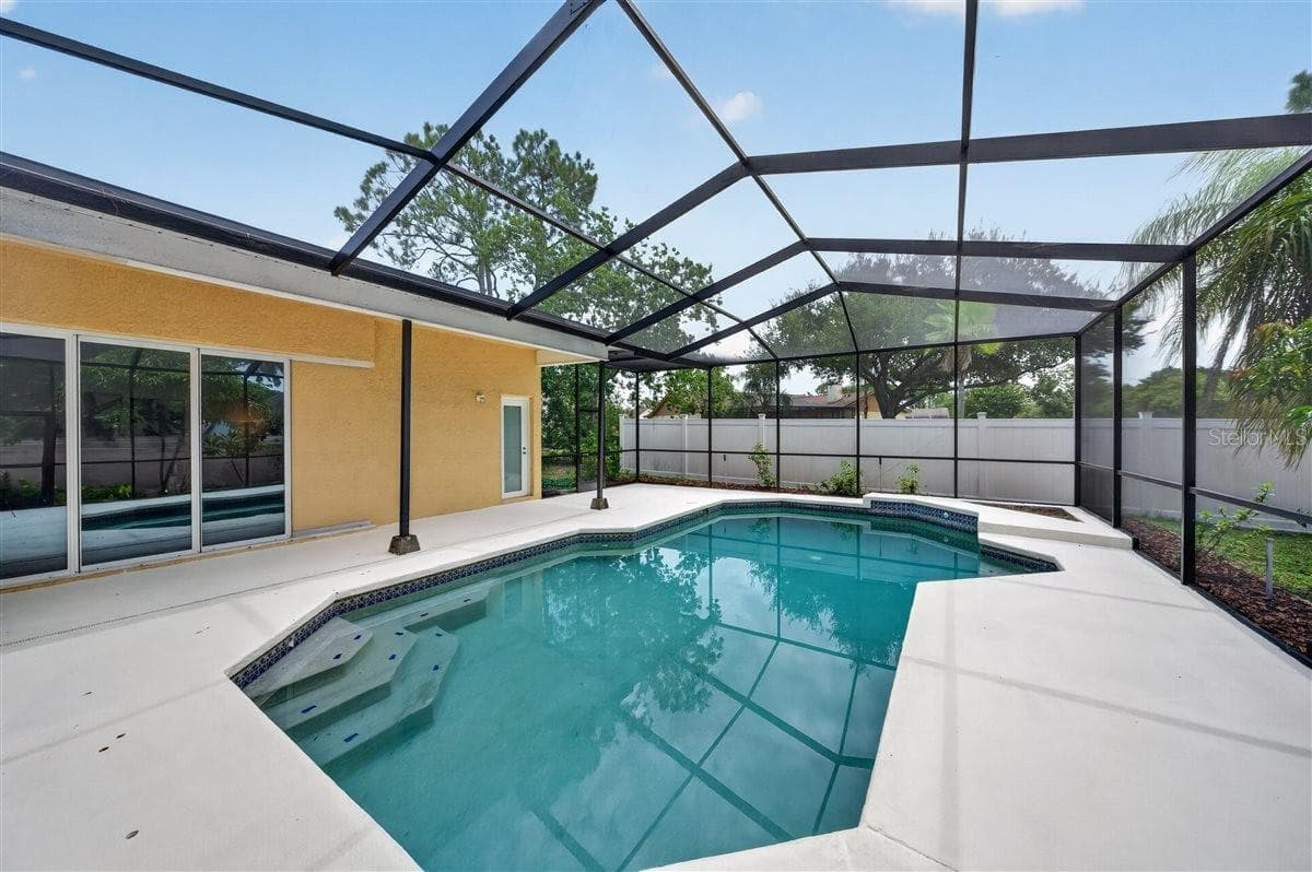 Single Family Residence at 11318 POCKET BROOK DR, TAMPA, photo 53 of 60