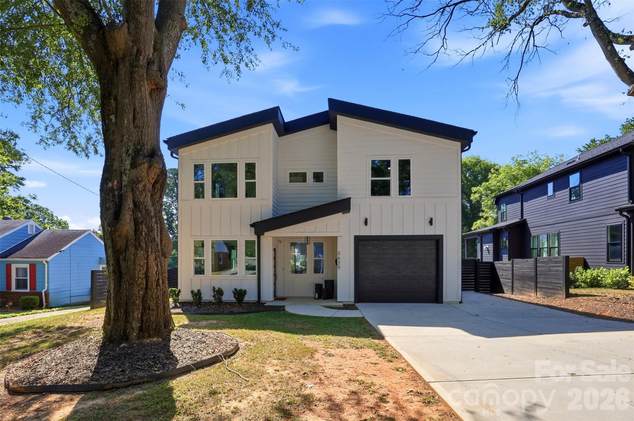 Single Family Residence at Charlotte, photo 2 of 36