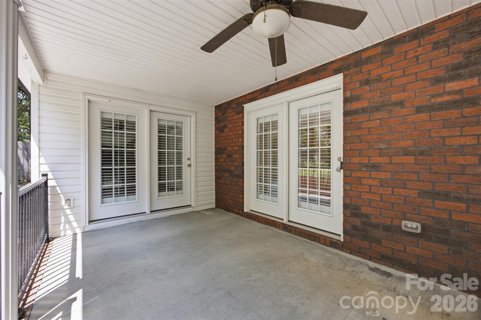 Single Family Residence at 125 Shady Bluff Drive, Gastonia, photo 26 of 37