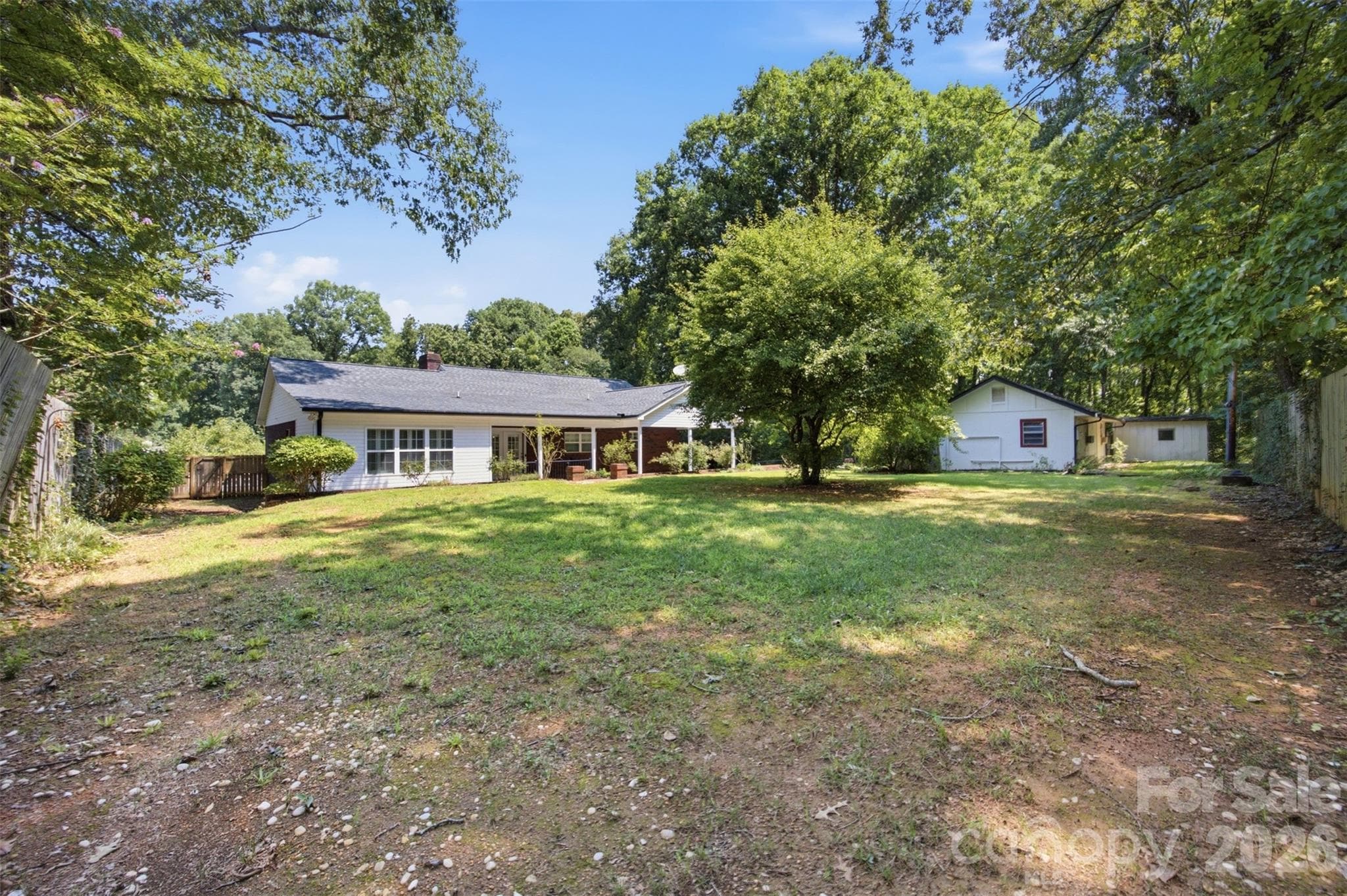 Single Family Residence at 125 Shady Bluff Drive, Gastonia, photo 29 of 37