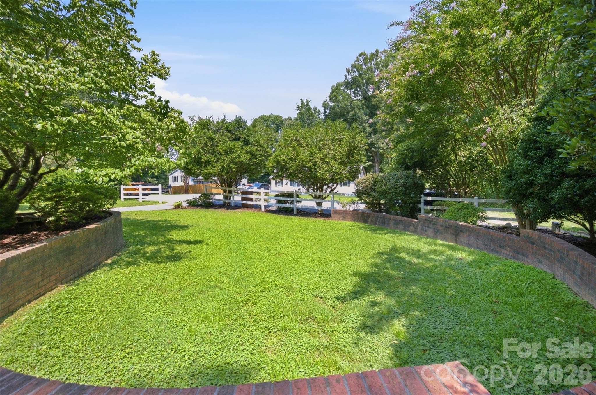 Single Family Residence at 125 Shady Bluff Drive, Gastonia, photo 30 of 37