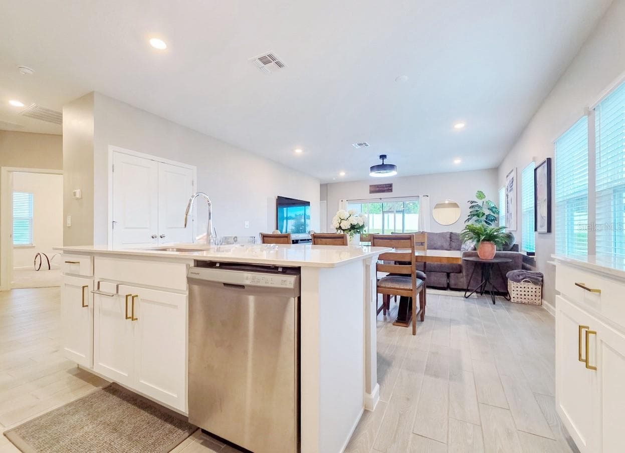 Single Family Residence at 3294 NE 38TH LN, OCALA, photo 8 of 35