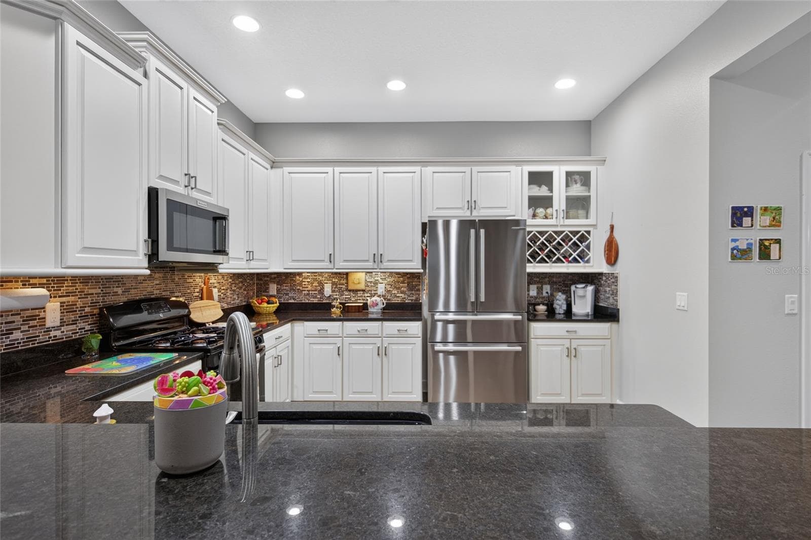 Single Family Residence at 6144 CLIFF HOUSE LN, RIVERVIEW, photo 19 of 73