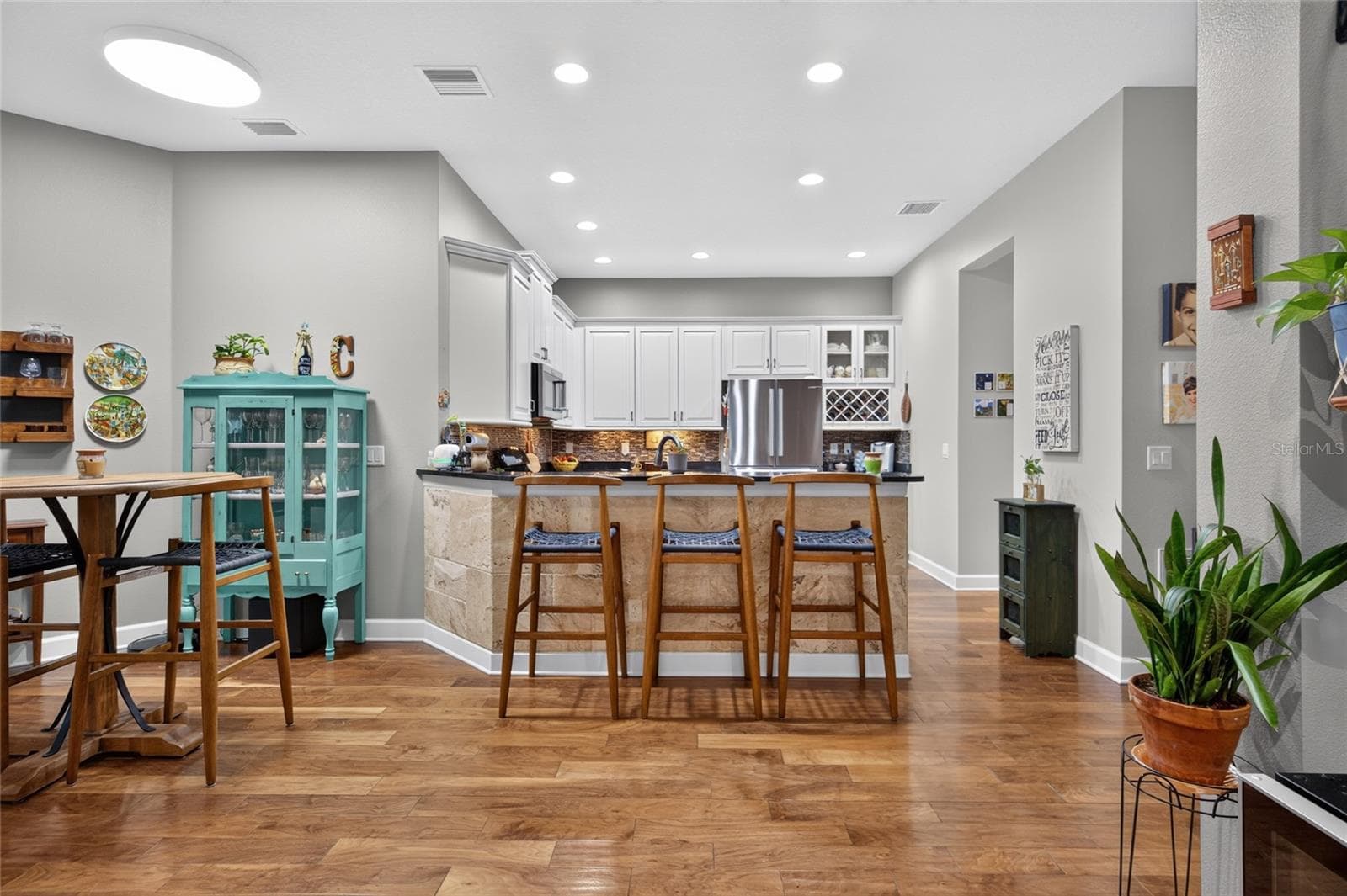 Single Family Residence at 6144 CLIFF HOUSE LN, RIVERVIEW, photo 21 of 73