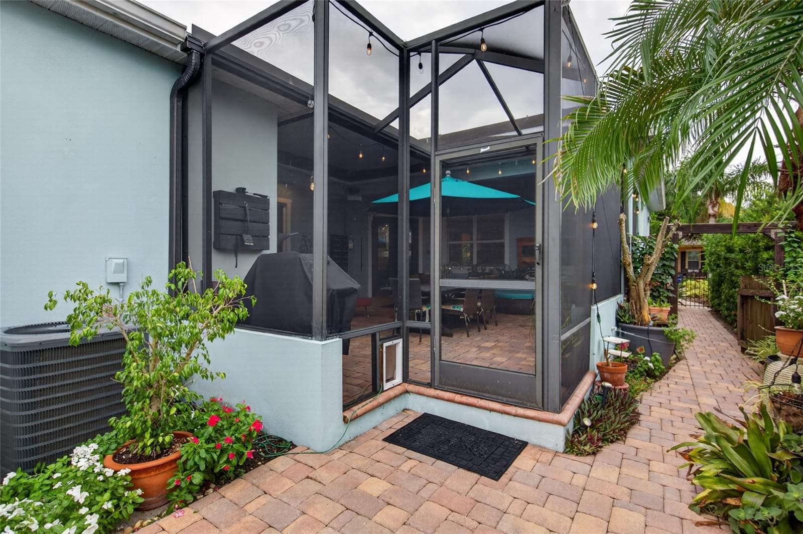 Single Family Residence at 6144 CLIFF HOUSE LN, RIVERVIEW, photo 56 of 73