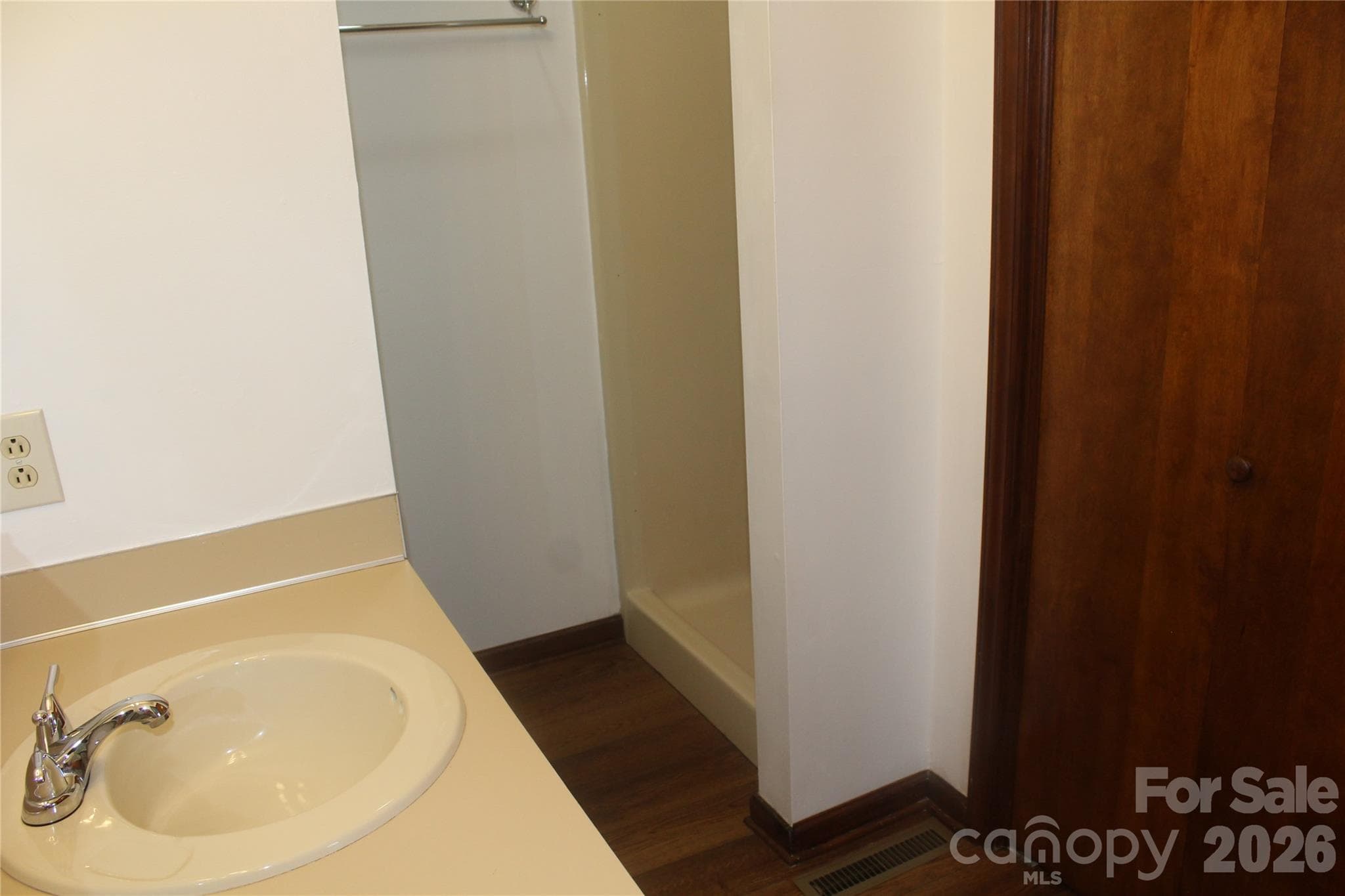 Primary bath - 205 Inglewood Drive, Morganton