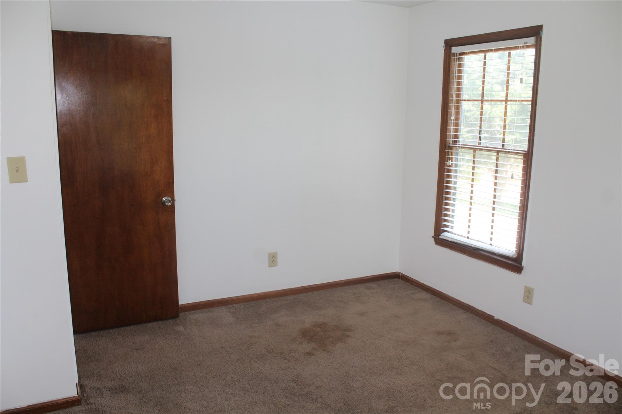 Single Family Residence at 205 Inglewood Drive, Morganton, photo 13 of 34