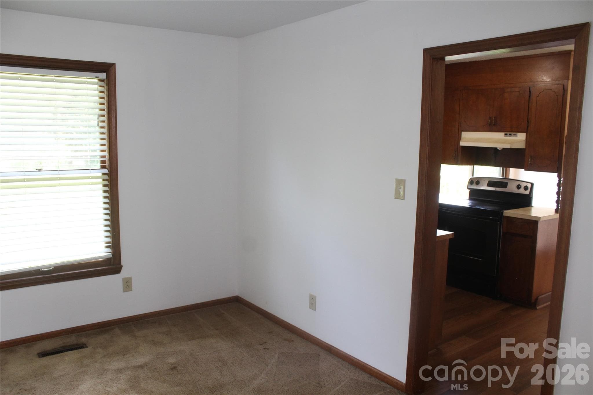 Single Family Residence at 205 Inglewood Drive, Morganton, photo 18 of 34