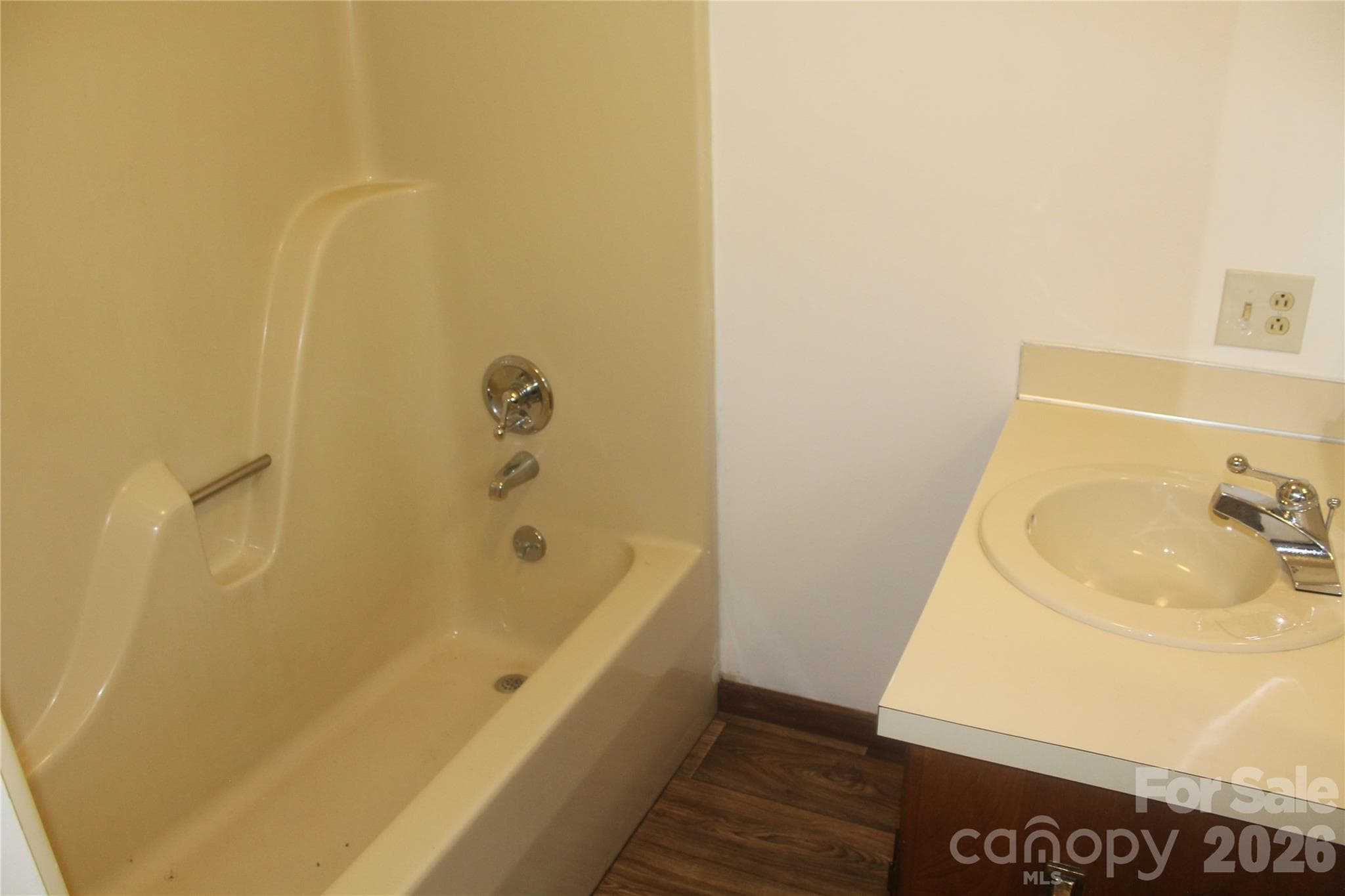 Single Family Residence at 205 Inglewood Drive, Morganton, photo 27 of 34