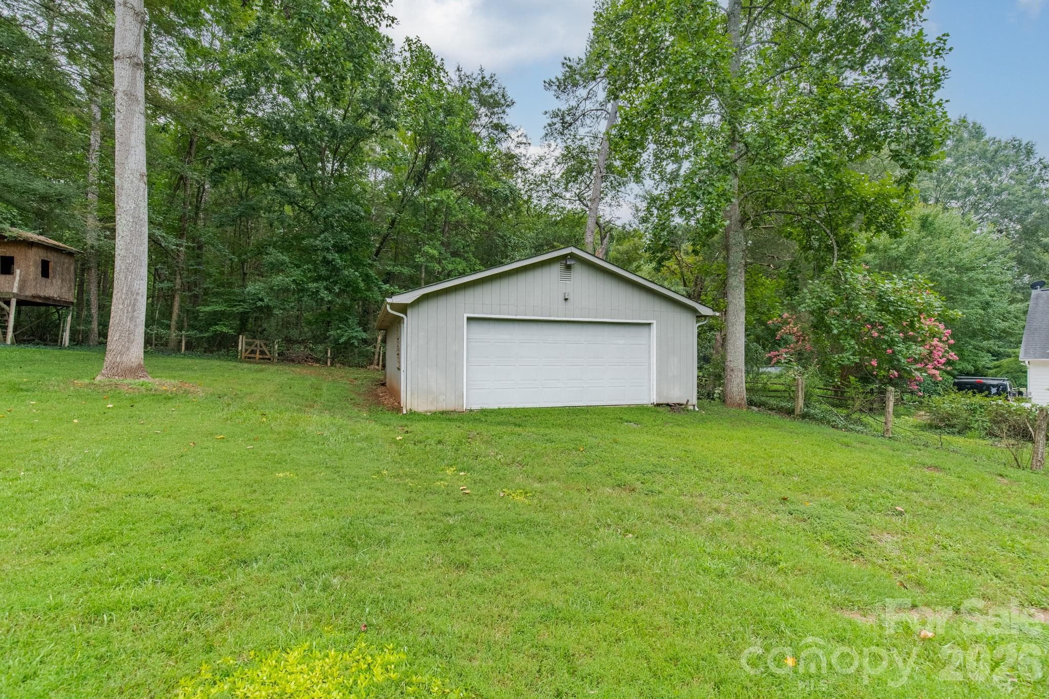 Single Family Residence at 7400 Sample Road, Huntersville, photo 6 of 37