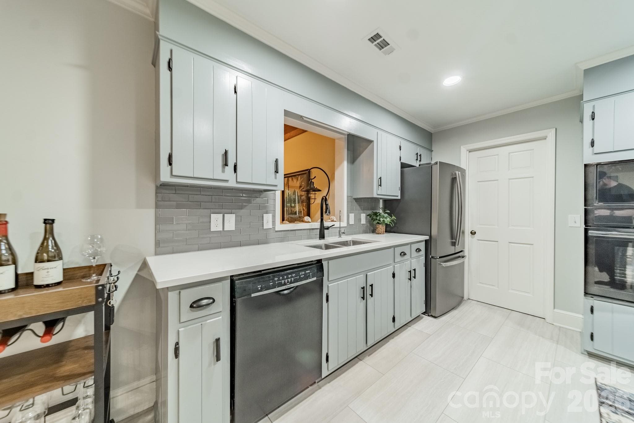 Single Family Residence at 7400 Sample Road, Huntersville, photo 13 of 37