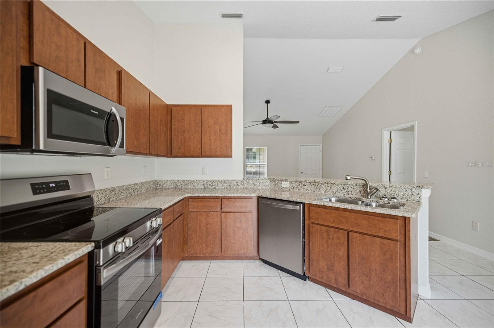 Single Family Residence at 5522 NW 60TH TER, OCALA, photo 15 of 32