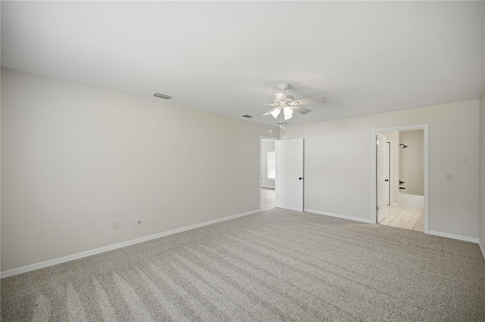 Single Family Residence at 5522 NW 60TH TER, OCALA, photo 17 of 32