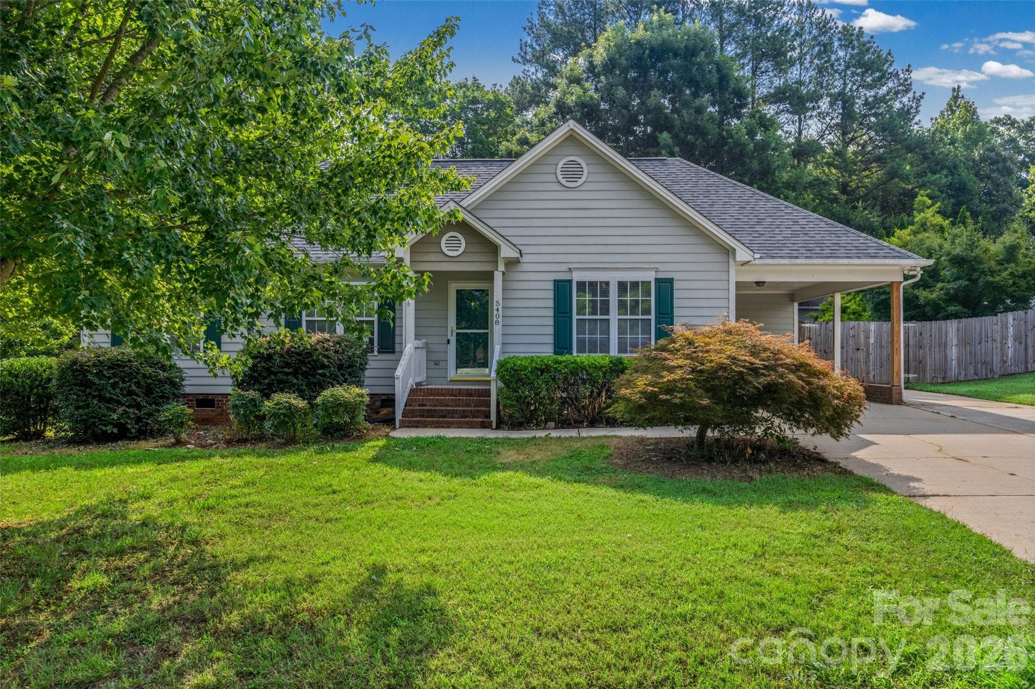 Front view - 5408 Mallard Lane, Gastonia