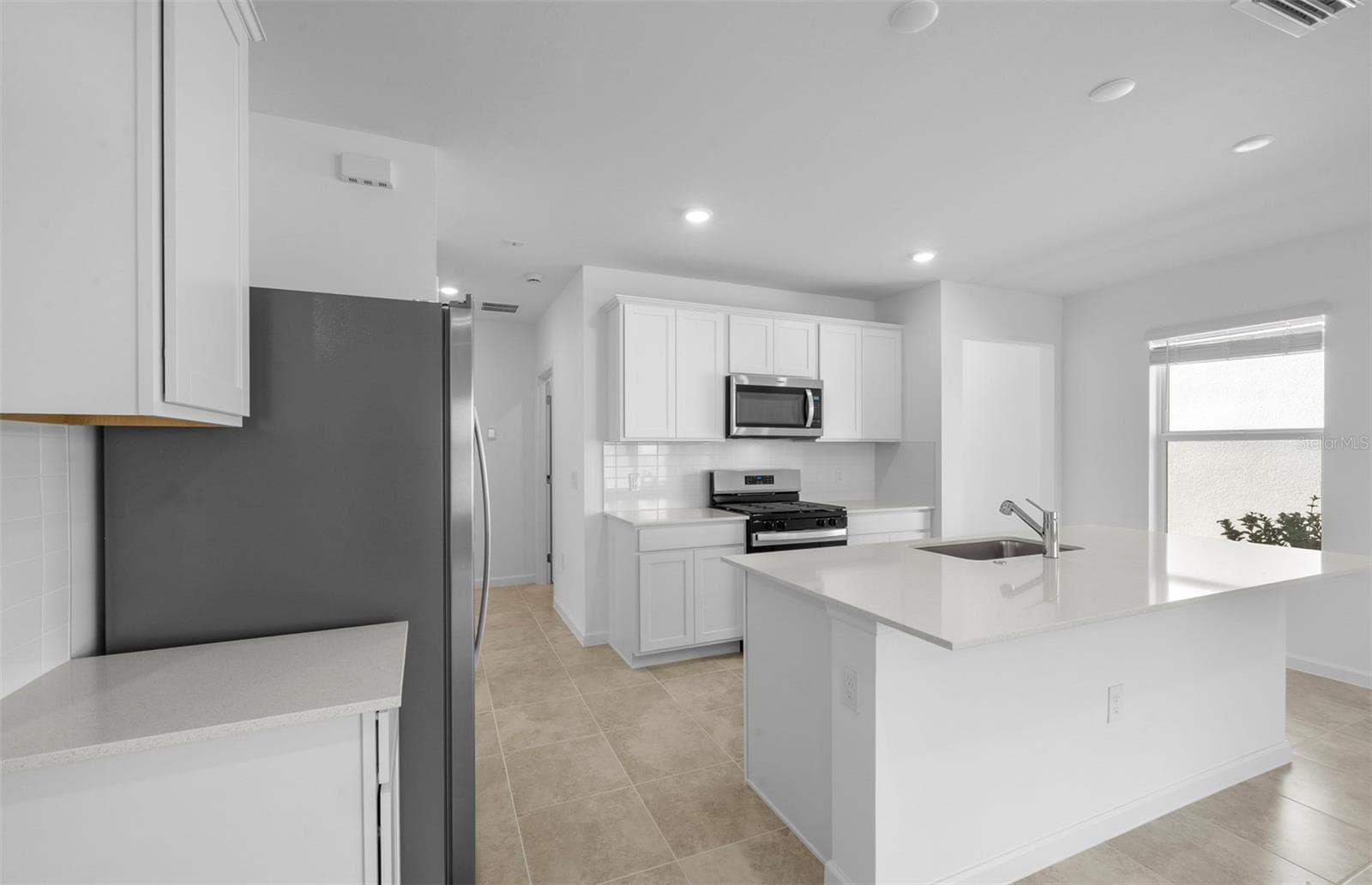 Daylen floorplan, homes may vary. - 813 BALLEBY TRL, BRADENTON