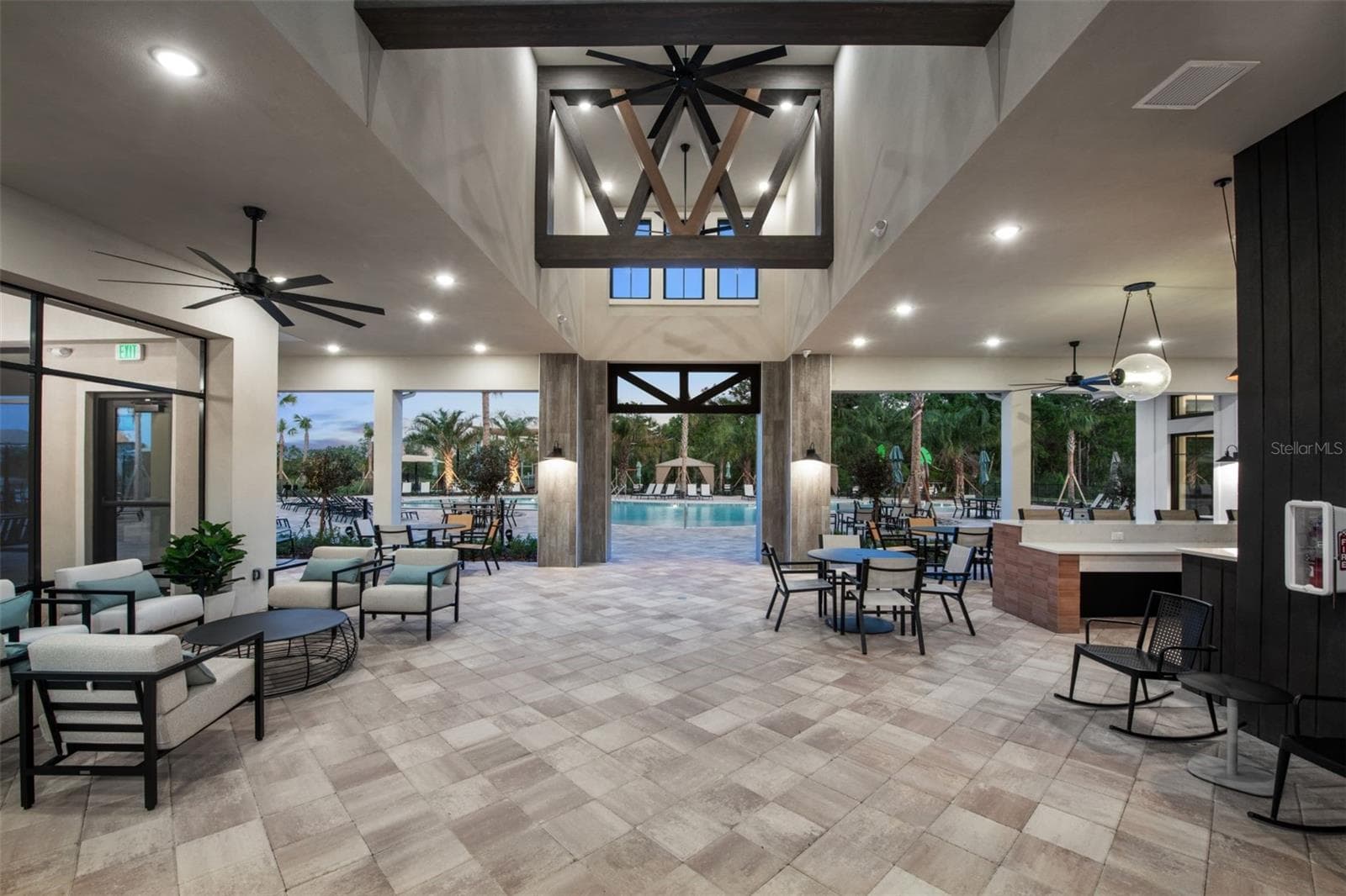 Expansive Clubhouse - 6565 BLAZING SPIRIT ST, WESLEY CHAPEL