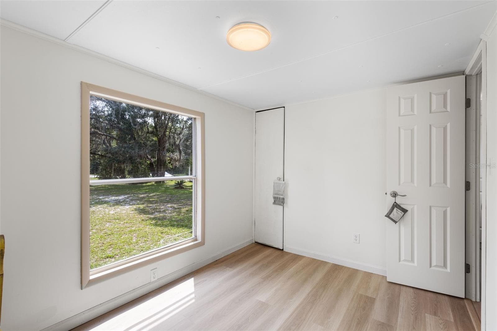 Mobile Home at 17416 NW 89TH TER, FANNING SPRINGS, photo 19 of 58