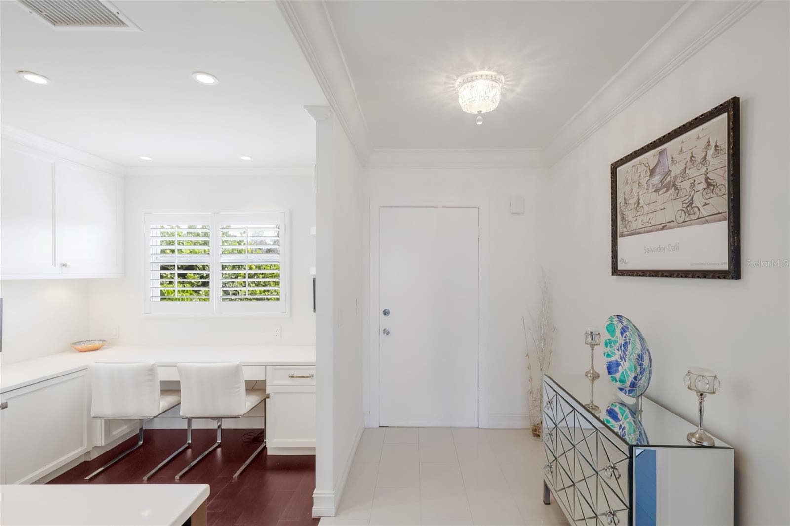 Convenient Built-In Office Nook - 7001 GULF OF MEXICO DR #24, LONGBOAT KEY