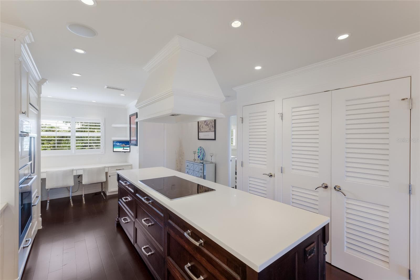 Induction Cooking - 7001 GULF OF MEXICO DR #24, LONGBOAT KEY