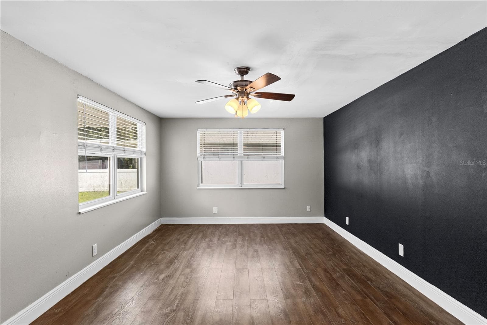 Single Family Residence at 1804 E IDLEWILD AVE, TAMPA, photo 5 of 29