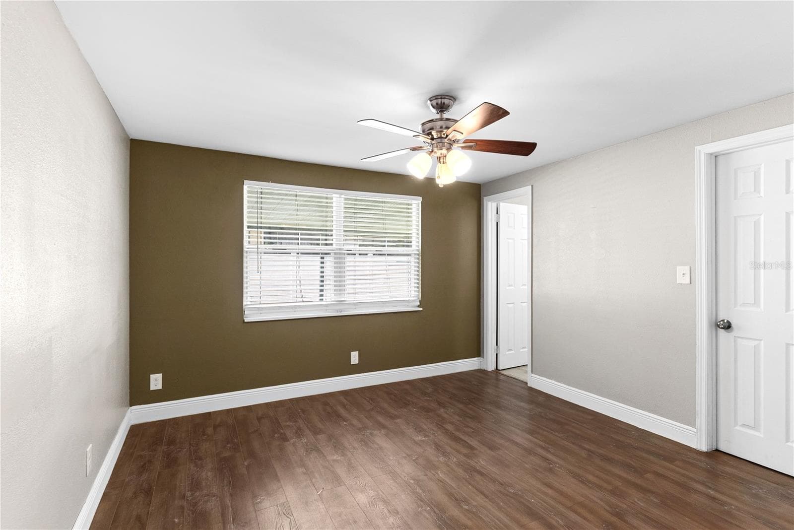 Single Family Residence at 1804 E IDLEWILD AVE, TAMPA, photo 12 of 29