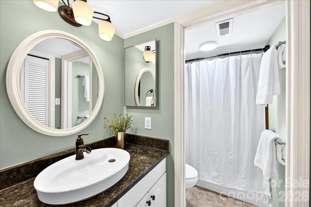 Condominium at 1700 Roxborough Road, Charlotte, photo 26 of 35