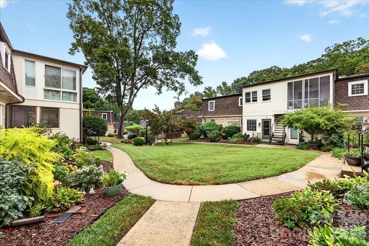 Condominium at 1700 Roxborough Road, Charlotte, photo 35 of 35