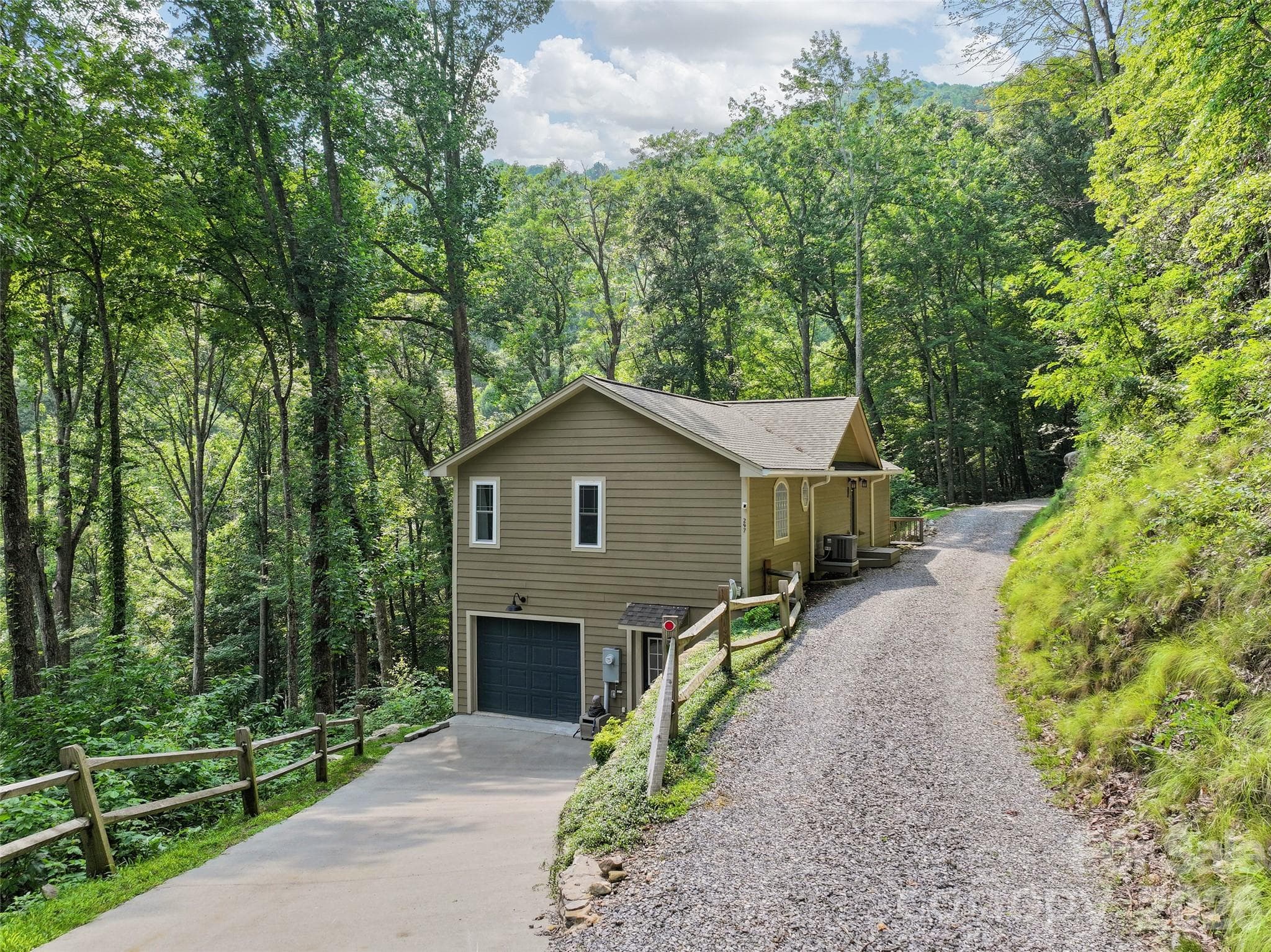 Single Family Residence at 297 Triple Creek Drive, Clyde, photo 2 of 39