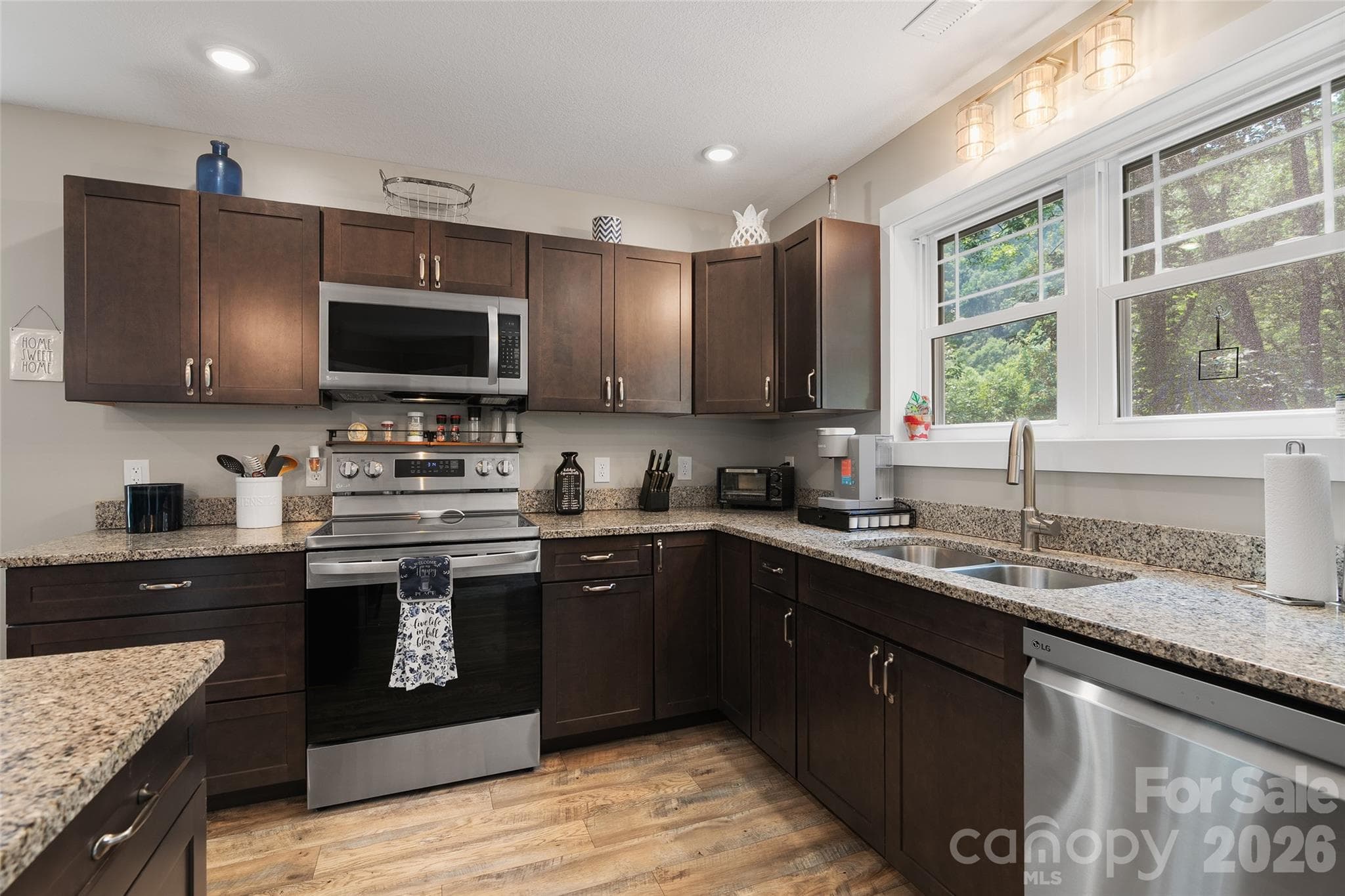 Single Family Residence at 297 Triple Creek Drive, Clyde, photo 20 of 39