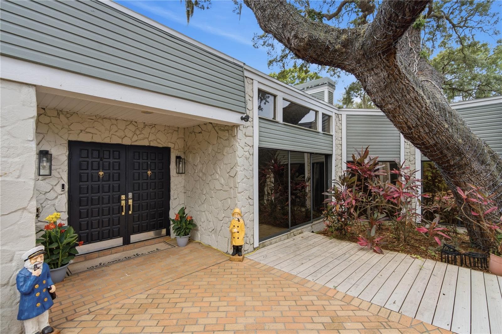 Single Family Residence at 2860 BRIARWOOD LN, PALM HARBOR, photo 6 of 58