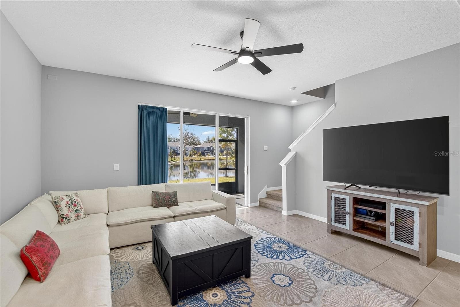 Townhouse at 5055 CAPTAIN DAVIS DR, WIMAUMA, photo 11 of 63